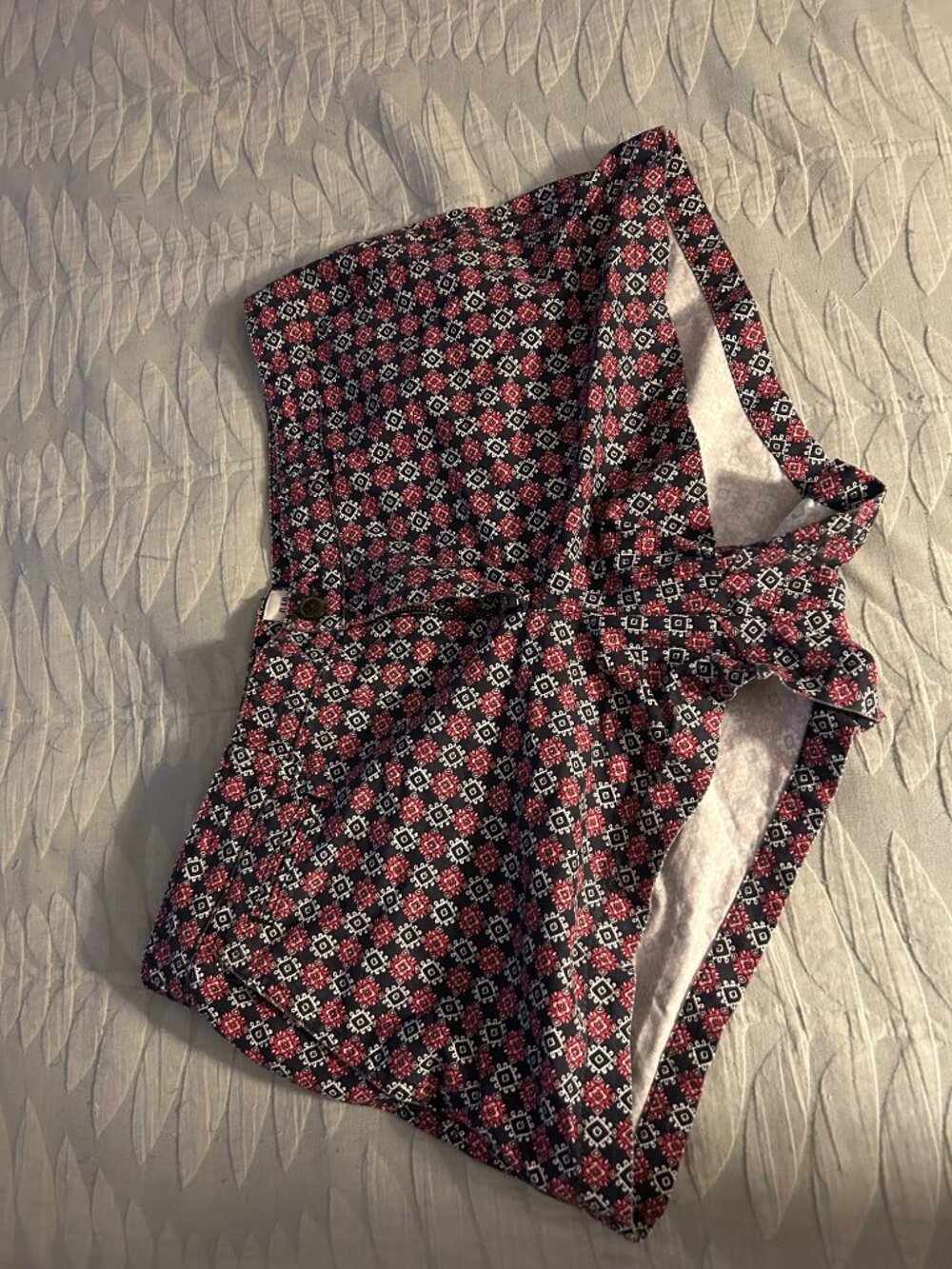Red, white and Navy pinup floral print short shorts women size 14